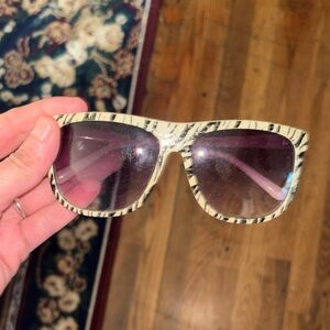 Zebra-Print Oversized Women’s Sunglasses - Cream/Black